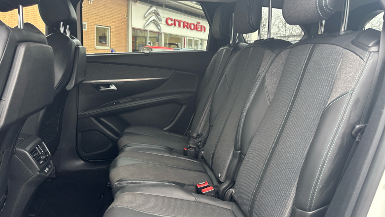 Peugeot 5008 1.2 PureTech Allure Premium 5dr EAT8 Petrol Estate